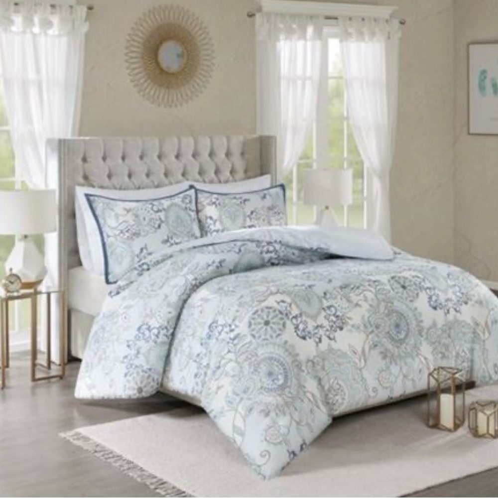 Madison Park Loleta 3 Piece Cotton Floral Printed Reversible Duvet Cover Set